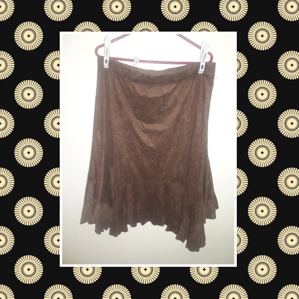 Tantrums Suede like material twirly brown skirt